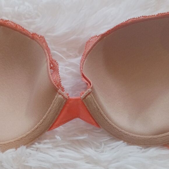 BCBGeneration 34B Underwire Lace Floral Bra - Picture 7 of 7